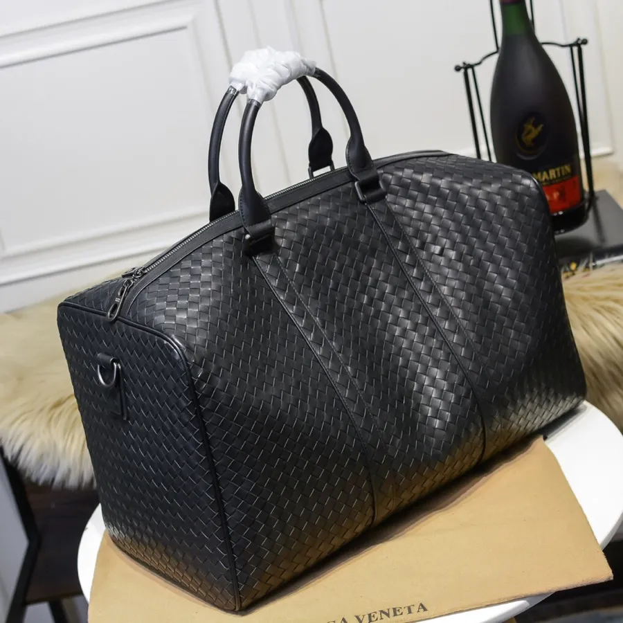 🎉🎉🎉BOTTEA VENETA Style No.: 24550# Material: Imported fetal cowhide hand-woven Specifications: Picture size BVBVBV